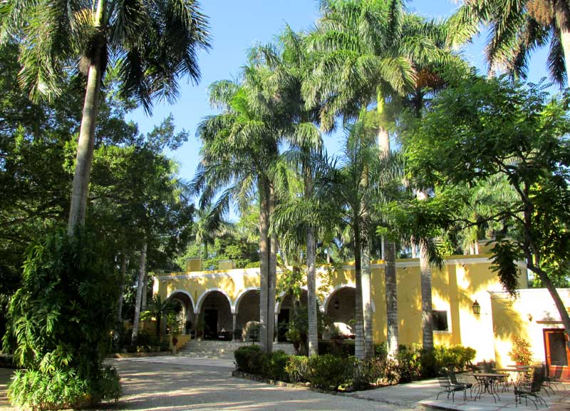 Hacienda Chichen main building