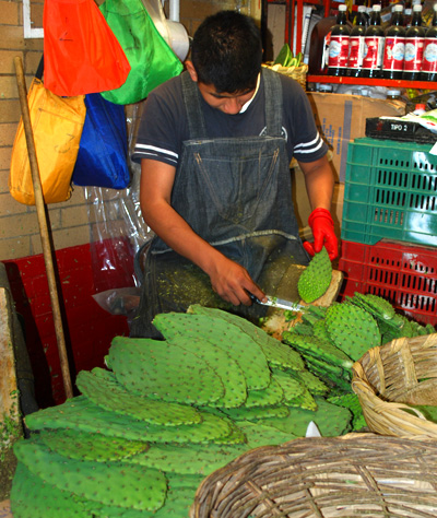 SELLING TUNAS